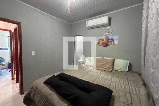 Suíte de casa à venda com 2 quartos, 100m² em São Miguel, São Leopoldo