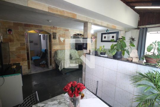 Sala de casa à venda com 4 quartos, 525m² em Glória, Belo Horizonte