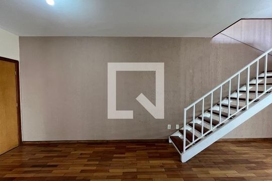 Sala de apartamento para alugar com 3 quartos, 136m² em Liberdade, Belo Horizonte