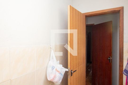 Banheiro da Suíte de casa à venda com 3 quartos, 95m² em Tres Barras, Contagem
