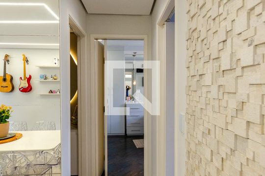 Corredor de apartamento para alugar com 2 quartos, 65m² em Vila Siqueira (zona Norte), São Paulo