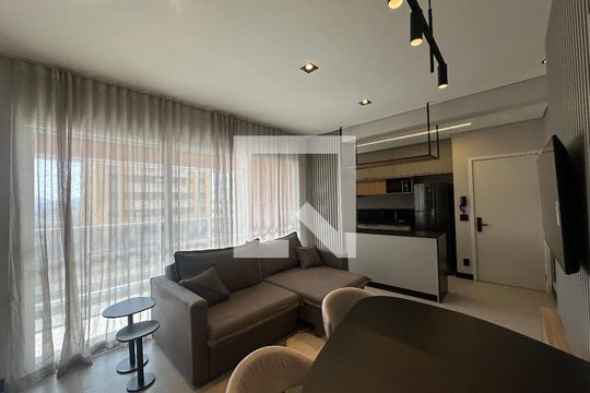 Sala de apartamento para alugar com 1 quarto, 55m² em Alphaville, Barueri