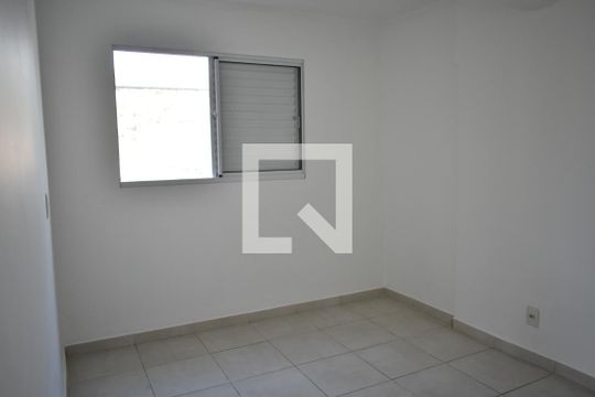 Quarto 2 de casa para alugar com 2 quartos, 50m² em Bosque da Saúde, São Paulo