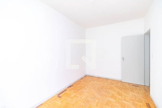 Quarto 1 de apartamento para alugar com 2 quartos, 61m² em Centro Histórico, Porto Alegre
