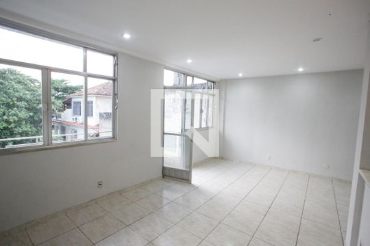 Apartamento para alugar com 3 quartos, 100m² em Tanque, Rio de Janeiro