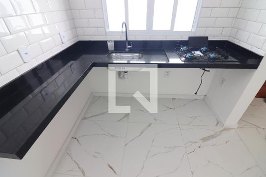 Sala/Cozinha de casa para alugar com 3 quartos, 111m² em Santa Terezinha, São Bernardo do Campo