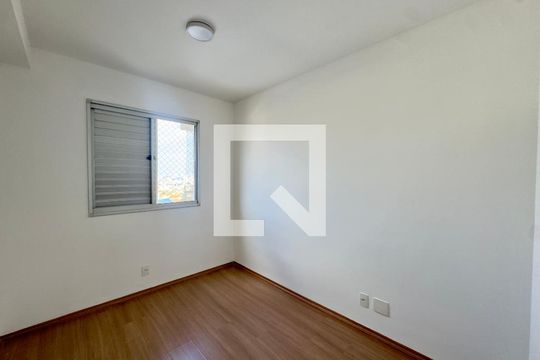 Quarto 1 de apartamento à venda com 2 quartos, 60m² em Picanço, Guarulhos
