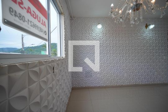 Casa para alugar com 2 quartos, 60m² em São João do Rio Vermelho, Florianópolis