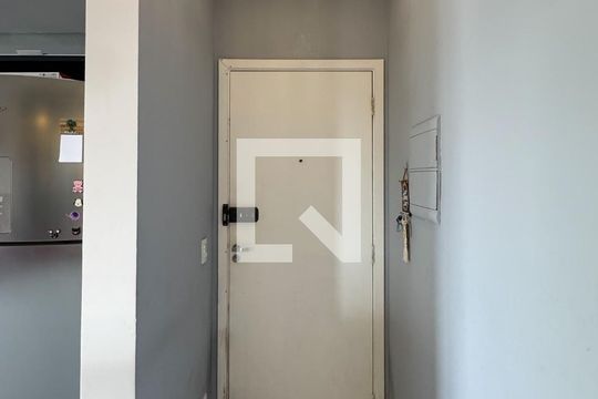 Entrada  de apartamento para alugar com 2 quartos, 60m² em Ferrazópolis, São Bernardo do Campo