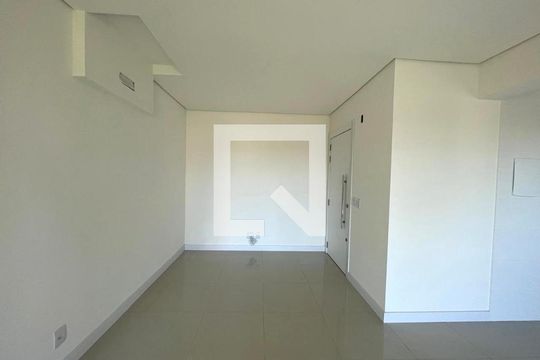 Sala de apartamento à venda com 2 quartos, 80m² em Pátria Nova, Novo Hamburgo