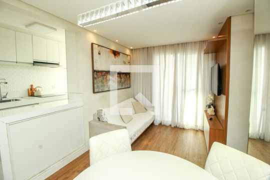 Apartamento à venda com 2 quartos, 50m² em Utinga, Santo André