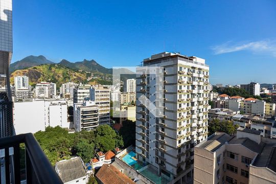 Sala de apartamento para alugar com 3 quartos, 147m² em Tijuca, Rio de Janeiro