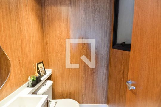 Lavabo de apartamento para alugar com 3 quartos, 147m² em Tijuca, Rio de Janeiro
