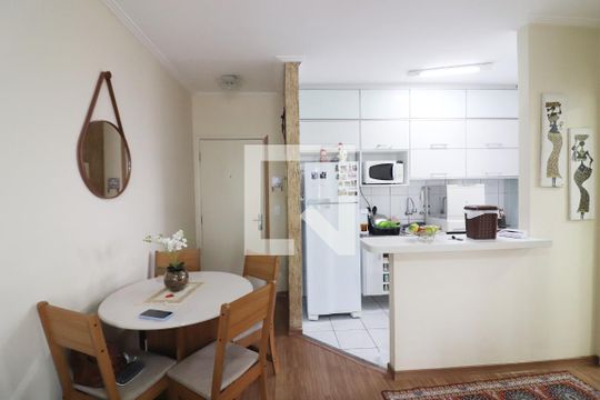 Sala  de apartamento à venda com 1 quarto, 46m² em Vila Goncalves, São Bernardo do Campo