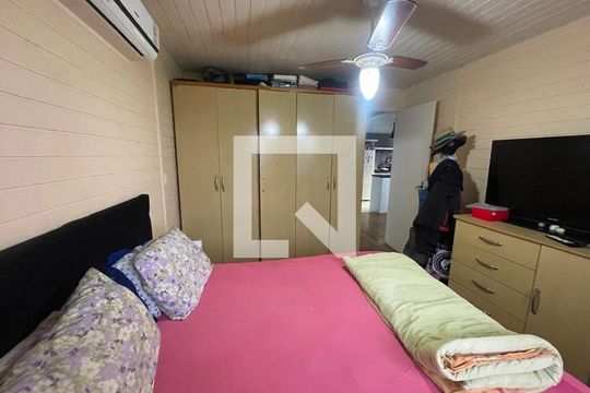 Casa à venda com 2 quartos, 299m² em Rondônia, Novo Hamburgo