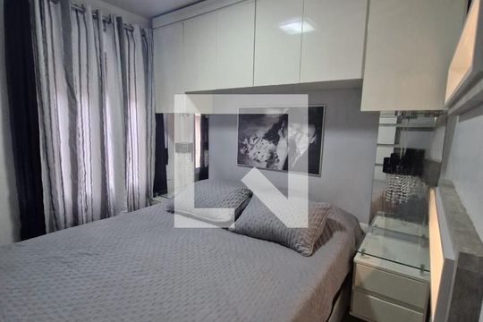 Quarto de casa de condomínio à venda com 3 quartos, 146m² em Sarandi, Porto Alegre