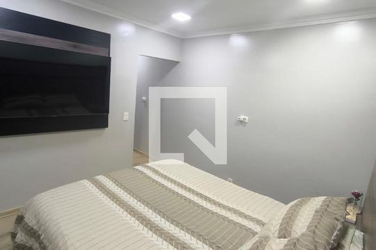 Quarto de casa à venda com 3 quartos, 356m² em Jardim Munhoz, Guarulhos