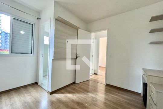 Suite de apartamento à venda com 2 quartos, 60m² em Jardim Prudência, São Paulo
