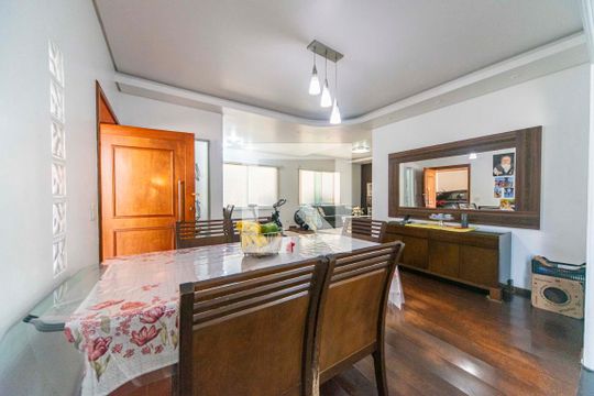 Sala de casa para alugar com 4 quartos, 450m² em Campestre, Santo André