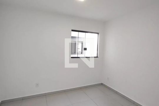 Quarto 2 de apartamento para alugar com 2 quartos, 45m² em São José, São Caetano do Sul