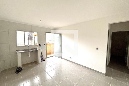 Casa para alugar com 1 quarto, 33m² em Jardim Dayse, Ferraz de Vasconcelos