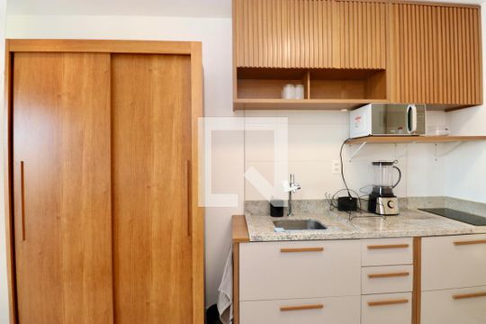 Studio de apartamento para alugar com 1 quarto, 29m² em Caminho das Árvores, Salvador