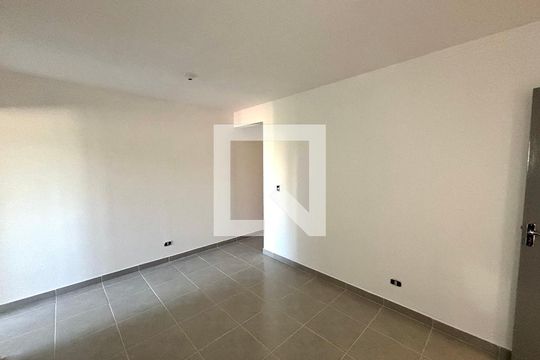 Cozinha  de casa para alugar com 2 quartos, 54m² em Jardim Dayse, Ferraz de Vasconcelos