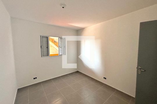 Quarto 1 de casa para alugar com 2 quartos, 54m² em Jardim Dayse, Ferraz de Vasconcelos