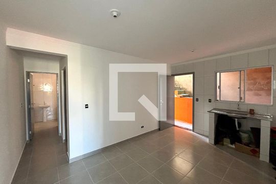 Cozinha  de casa para alugar com 2 quartos, 54m² em Jardim Dayse, Ferraz de Vasconcelos