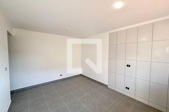 Sala- Cozinha  de casa para alugar com 1 quarto, 36m² em Jardim Dayse, Ferraz de Vasconcelos