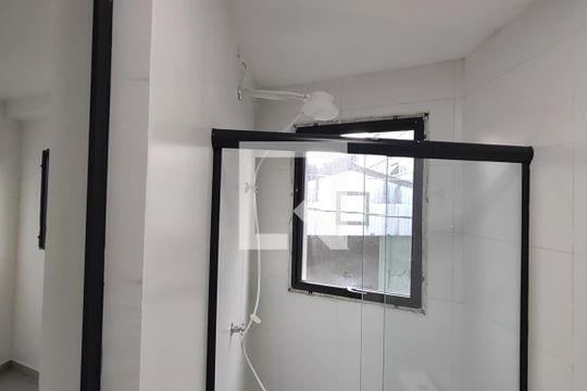 Banheiro da Suíte de apartamento para alugar com 1 quarto, 34m² em São José, São Caetano do Sul