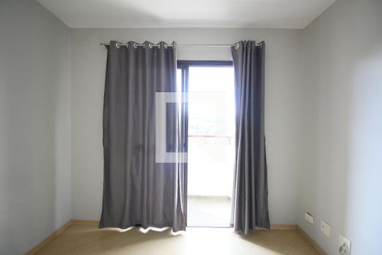 Sala de apartamento para alugar com 3 quartos, 70m² em Panamby, São Paulo