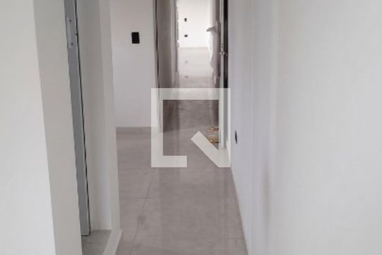 Corredor de casa à venda com 5 quartos, 150m² em Colinas da Anhanguera, Santana de Parnaíba