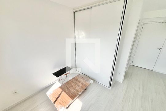 Sala/Quarto/Cozinha de kitnet/studio para alugar com 1 quarto, 31m² em Parada Inglesa, São Paulo