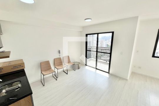 Sala/Quarto/Cozinha de kitnet/studio para alugar com 1 quarto, 31m² em Parada Inglesa, São Paulo