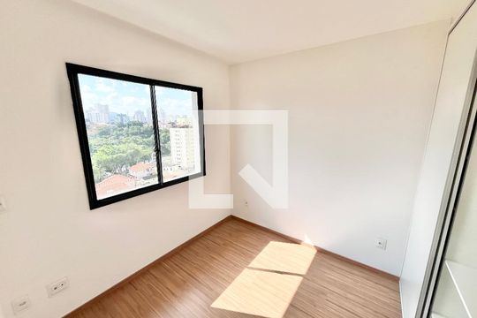 Sala/Quarto/Cozinha de kitnet/studio para alugar com 1 quarto, 31m² em Parada Inglesa, São Paulo