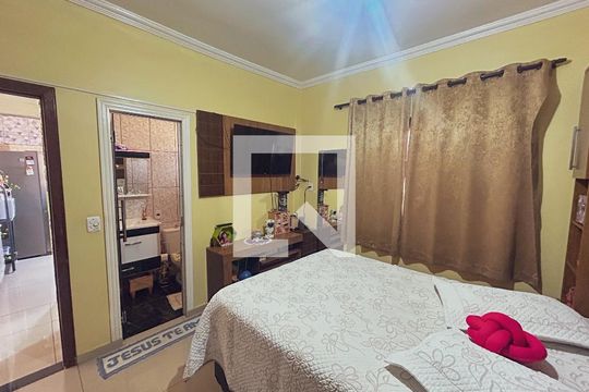 Casa à venda com 6 quartos, 250m² em Vereda, Contagem