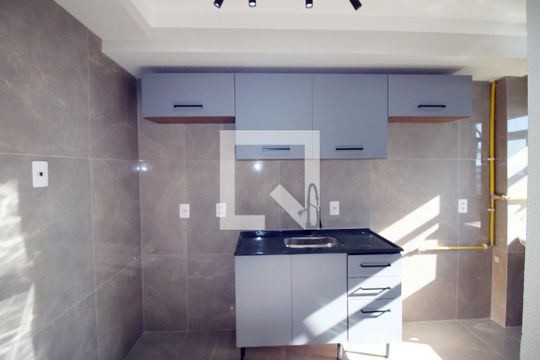Cozinha de apartamento à venda com 2 quartos, 48m² em Vaz Lobo, Rio de Janeiro