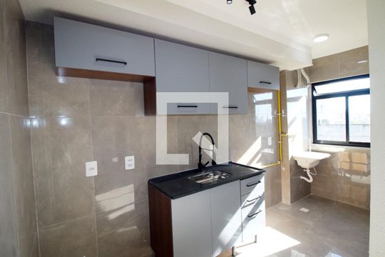 Cozinha de apartamento à venda com 2 quartos, 48m² em Vaz Lobo, Rio de Janeiro