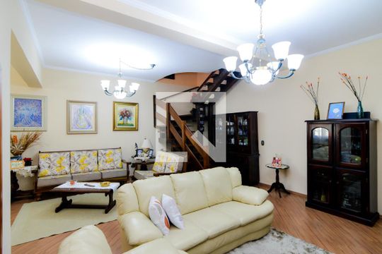 Casa à venda com 3 quartos, 350m² em Vila Galvão, Guarulhos
