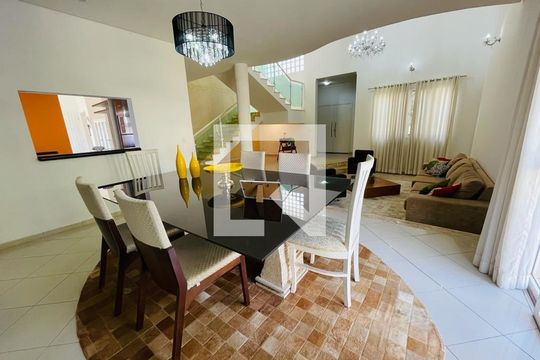 Sala de casa à venda com 4 quartos, 400m² em Caxambu, Jundiaí