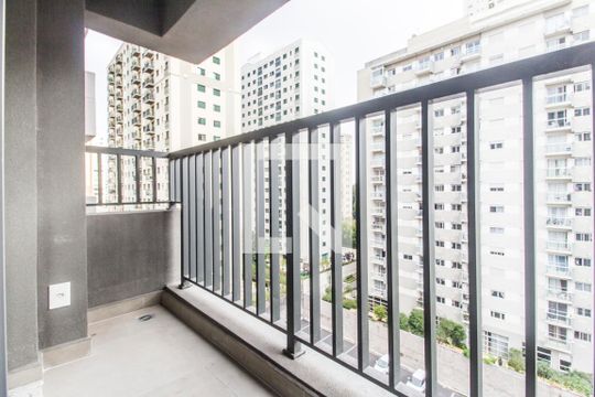Varanda de apartamento para alugar com 1 quarto, 53m² em Alphaville Industrial, Barueri