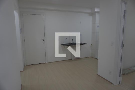 Apartamento para alugar com 2 quartos, 36m² em Vila Nova Curuca, São Paulo