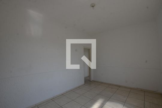 Sala de apartamento para alugar com 2 quartos, 100m² em Rocha Miranda, Rio de Janeiro