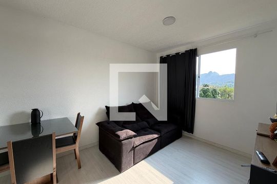 Apartamento para alugar com 2 quartos, 61m² em Taquara, Rio de Janeiro