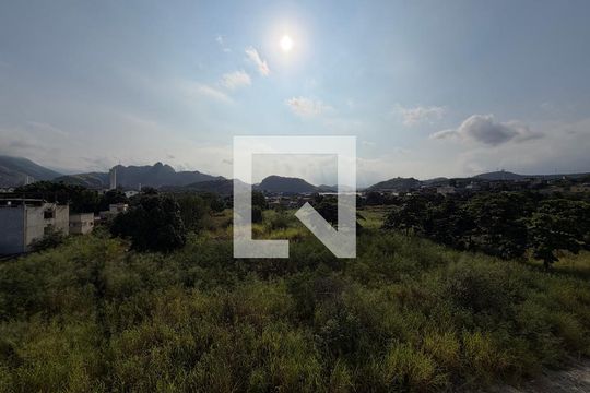 Apartamento para alugar com 2 quartos, 61m² em Taquara, Rio de Janeiro