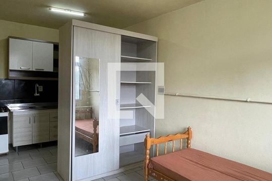 Kitnet/Studio para alugar com 1 quarto, 20m² em Vila Nova, Novo Hamburgo