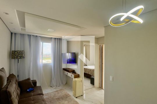 Apartamento para alugar com 2 quartos, 44m² em Vila Nova Bonsucesso, Guarulhos