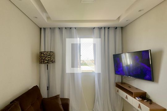 Sala de apartamento para alugar com 2 quartos, 44m² em Vila Nova Bonsucesso, Guarulhos