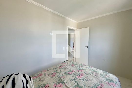Quarto 1 de apartamento para alugar com 2 quartos, 44m² em Vila Nova Bonsucesso, Guarulhos